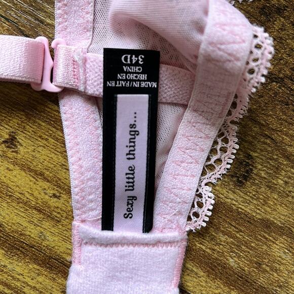 Victoria’s Secret Pink Floral Lacey Push Up Bra - Picture 10 of 11